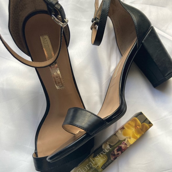 Bundle/combo (Dress and shoes) - Picture 8 of 13